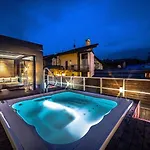 Апартаменты Malherbes